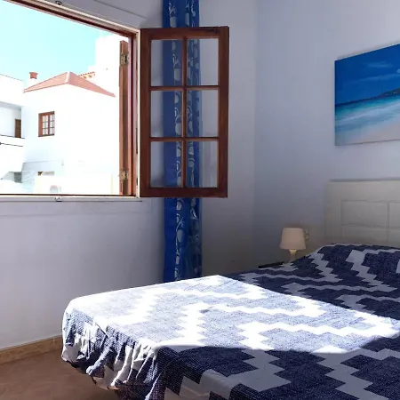 Two Bedroom Apartment, Pool, In Los Cristianos Colina II شقة *