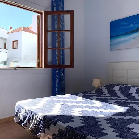 Two Bedroom Apartment, Pool, In Los Cristianos Colina II